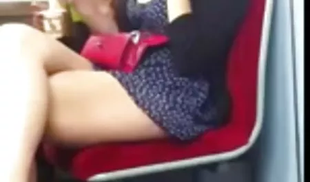 Ebenholz streckt ein Mitglied rothaarige deutsche private pornofilme Muschi