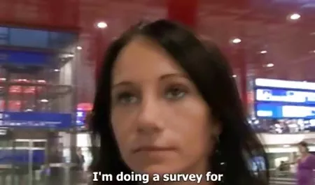 Sportlerin trägt kein Höschen ganz private sexfilme