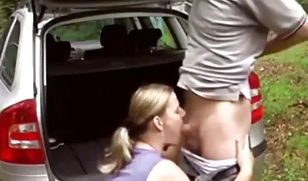 Der Japaner Kanako Nishiura begnügt privater sexfilm sich mit einem kleinen Schwanz