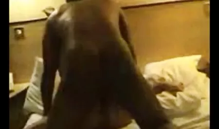 Reife Bridget deutsche private amateur pornos masturbiert ihre Muschi