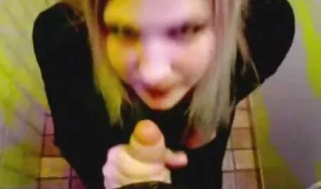 Lullu Drags geile amateur pornos Von Einem Männlichen Schwanz
