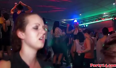 Die Brasilianerin sexfilme privat Allessandra Marques serviert scharfen Macho