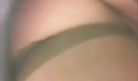 Blondine fließt aus Dildobewegungen sexfilme privat kostenlos in ihren Arsch